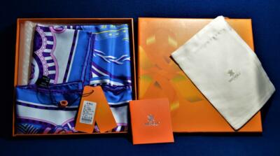 NWT Wensli multicolored Chinese silk square scarf w box dust