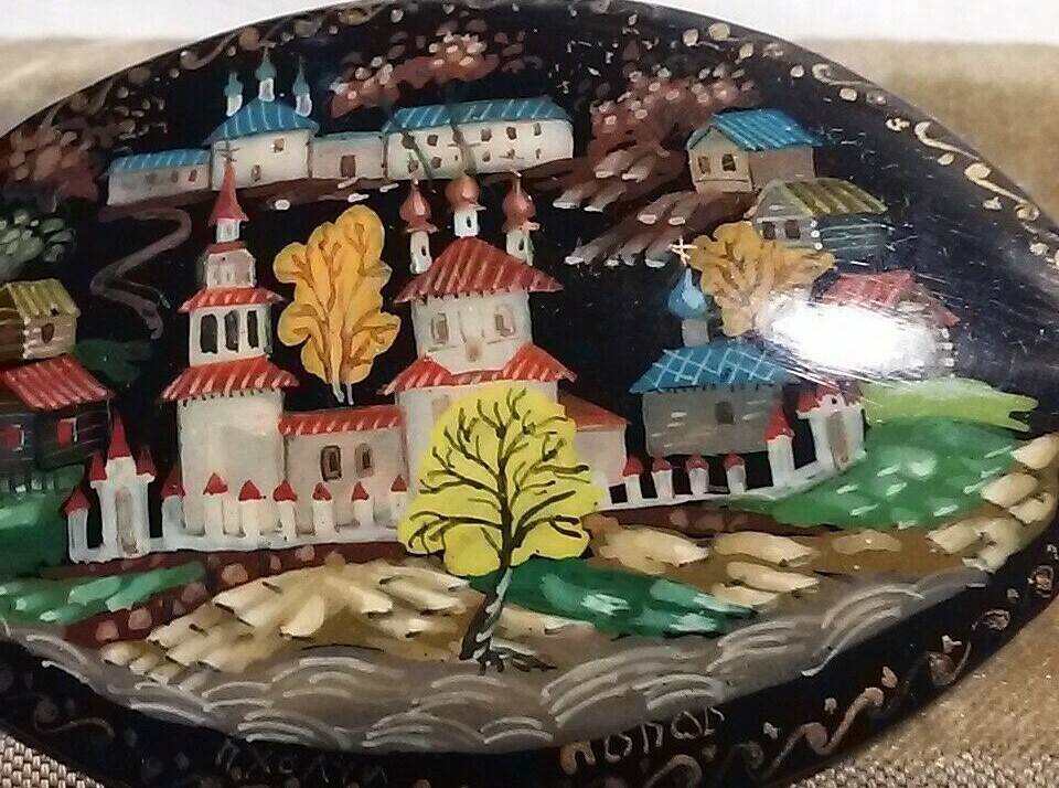 Kholui Russian Village Folk Art Pin Oval Black Lacquer Hand Painted Signed