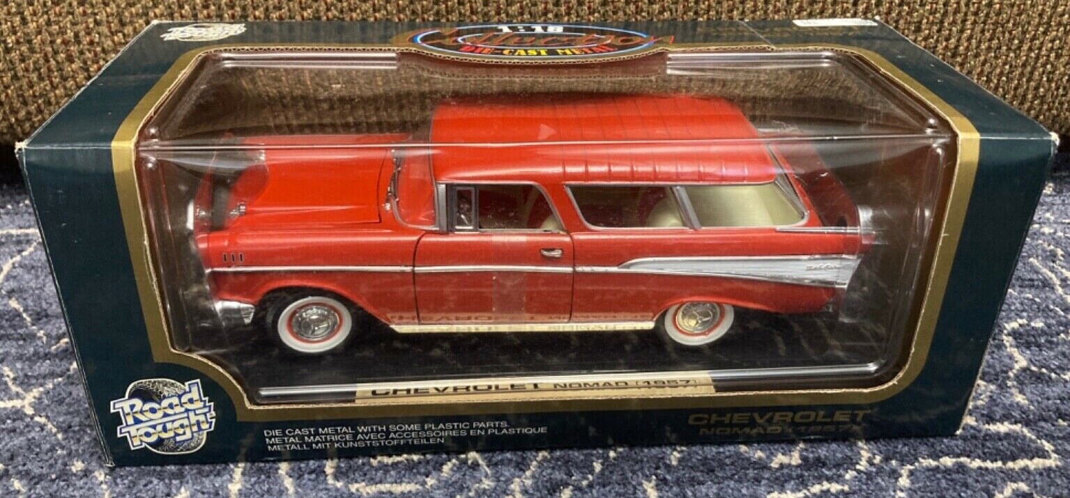 1:18 Scale Die-Cast Metal Collection Road Tough Chevrolet