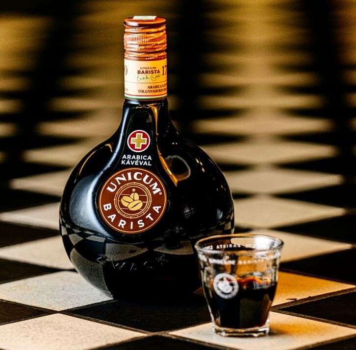Ликер unicum. Unicum riserva ликер. unicum ликер. ликер zwack unicum 0.7 л.