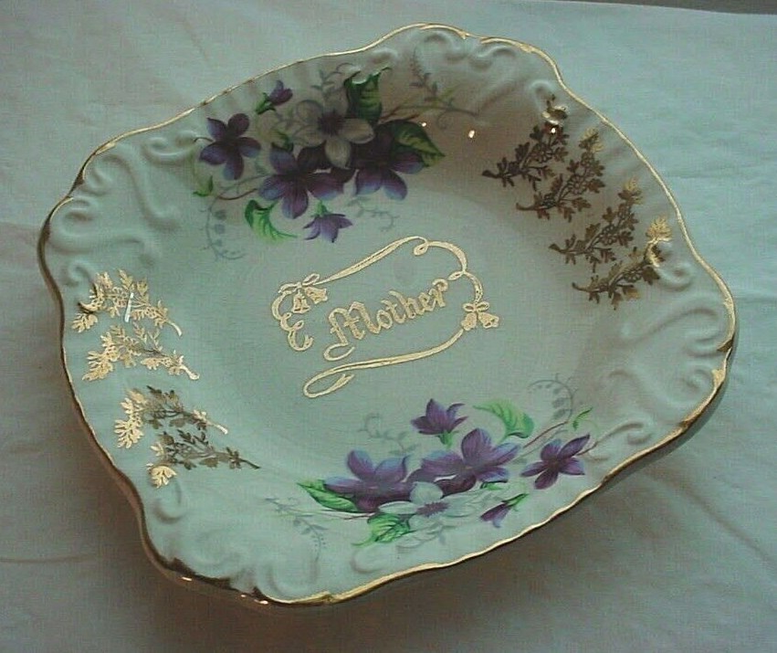 Vtg Aynsley Mother Dish Crazed Porcelain with Violets 5 inch Staffordshire