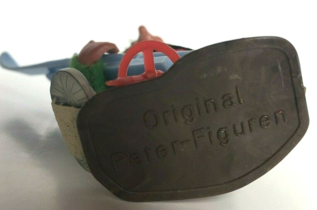 PETER FIGUREN HEDGEHOG FIGURE AUSTRIAN TOY DOLL FIGURINE~Skiing accident