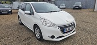 PEUGEOT 208 1.2 VTi PureTech Active 2014