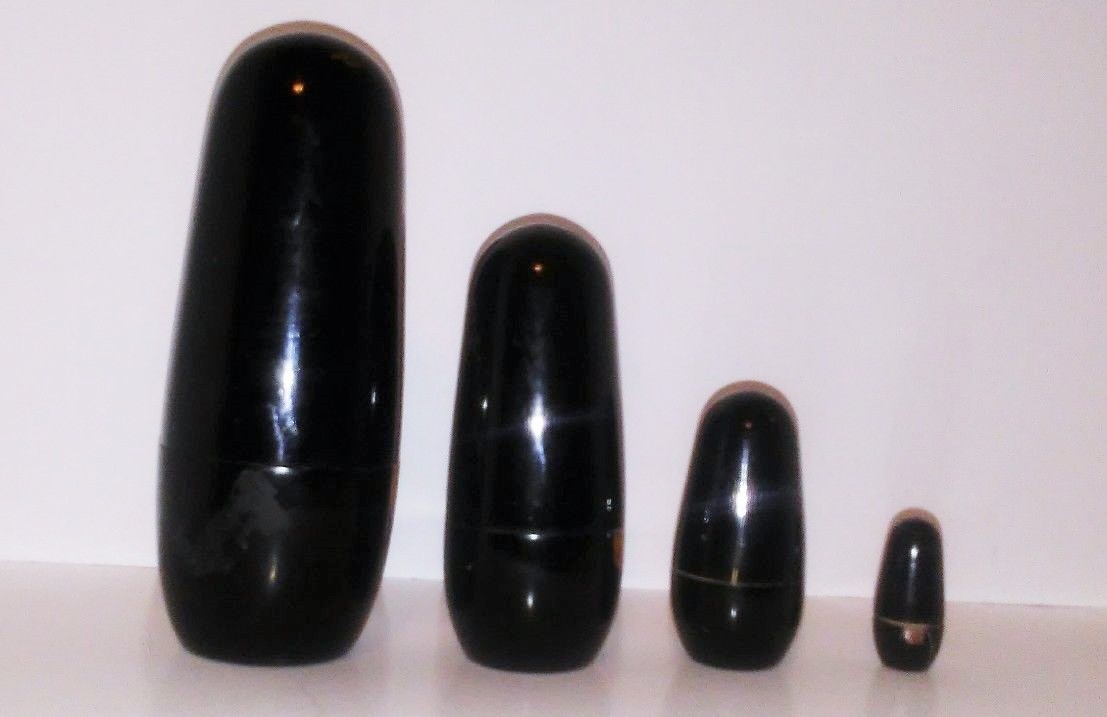 Set of 4 Nesting dolls 6