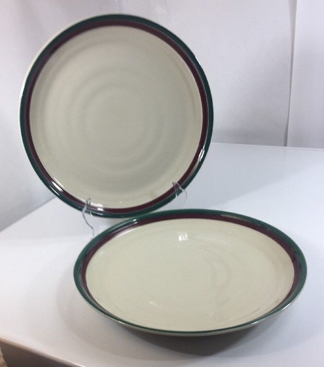 2 International 77 Bordeaux Dinner Plates by International Tableworks