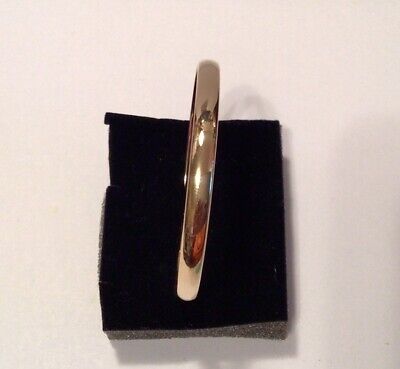 14k Yellow Gold Child bracelet  3.2g 4.3mm Wild  Size 5.3/4  Perfect Condition