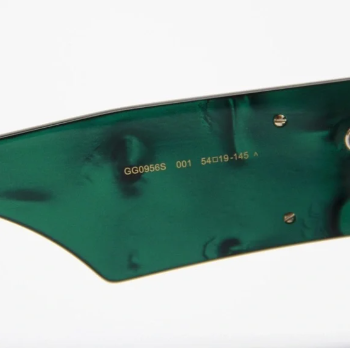 Pre-owned Gucci Gg0956s Oversized Black And Green Sunglasses