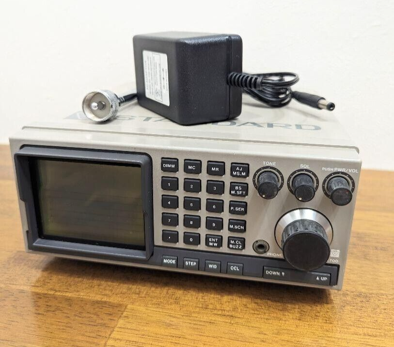 ジャンクSTANDARD AX700 ワイドバンドレシーバー 受信可能 ジャンク