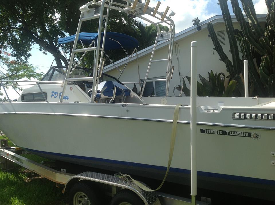 1988 Mark Twain 242 offshore walk around cuddy cabin boat - I/O- new engine