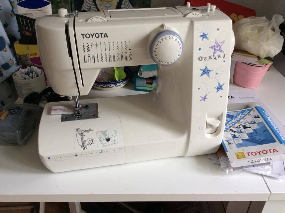 Toyota Oekaki Sewing Machine Bundle freehand embroidery, sewing