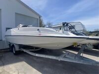 1998 25 ft Cobia Deck Boat