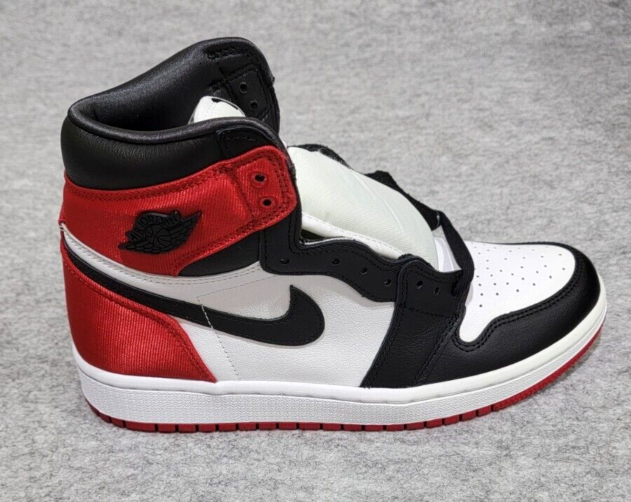 うのにもお得な Nike CD0461-016 Toe' Black 'Satin High Retro 1 Jordan Air 靴