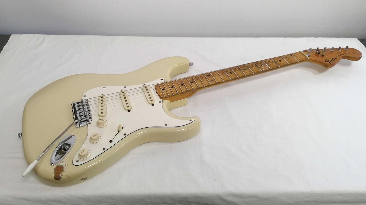激レア Moon STRATCASTER Vintage 激レア Moon STRATCASTER Vintage