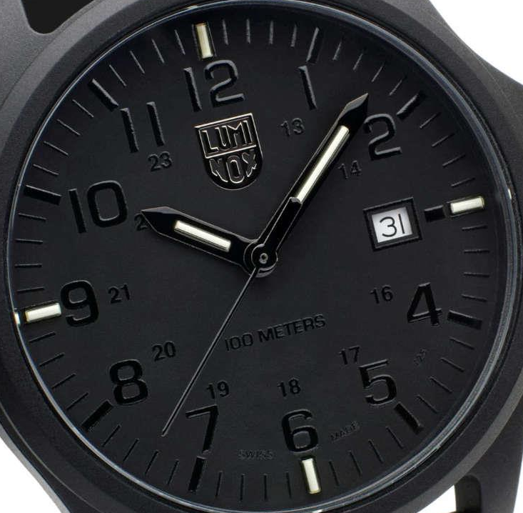 Pre-owned Luminox Patagonia Black Dial Date Display Men's Watch X2.2402