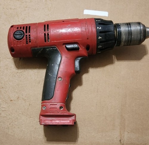 Milwaukee 14.4 Volt 1/2 inch Cordless Electric  Drill Driver