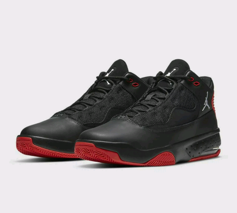 mens jordans aura 2