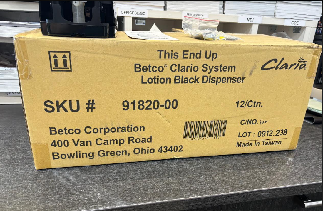 Betco Clario Lotion Dispensers 91820-00, 1,000 mL, Black, Case Of 12