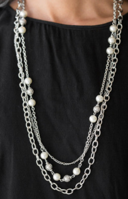 Paparazzi Necklace - Classical Cadence - White