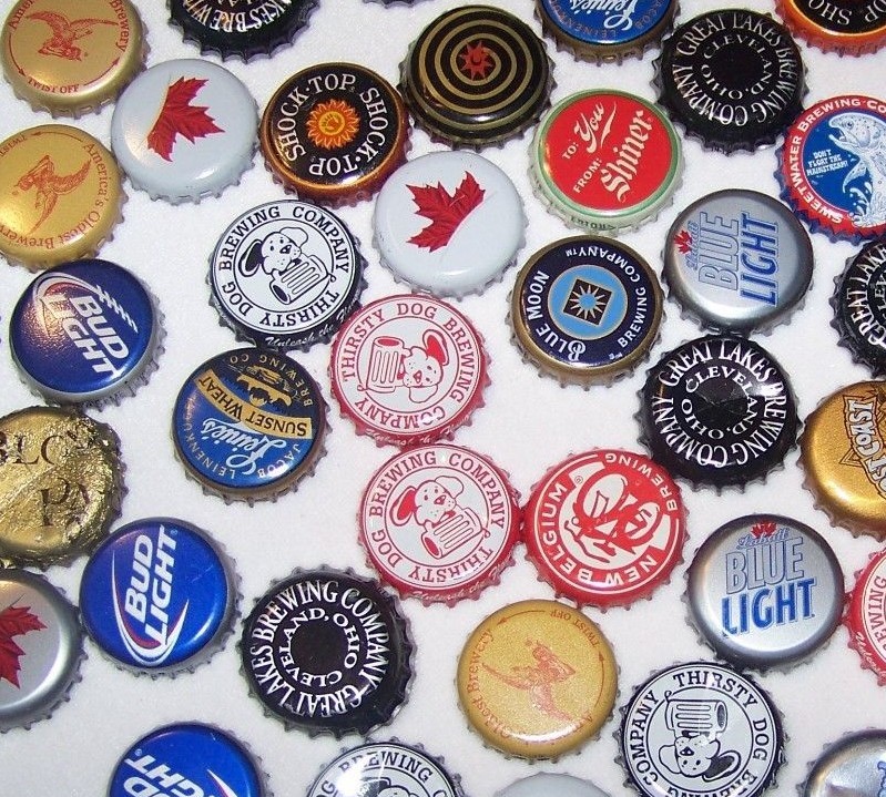 100 Beer Bottle Caps Mixed Lot Recycle Upcycle Craft Projects Collecting