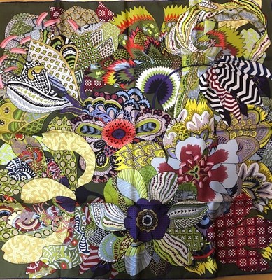 Hermes Scarf Stole Fleurs d'Indiennes Khaki Aline Honore Floral Silk Auth New 90