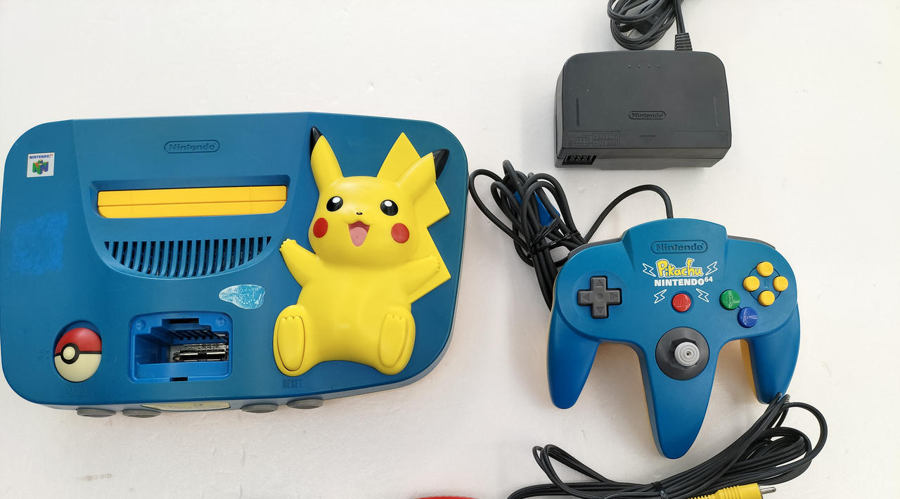 NUS-101 Ｎintendo 64 Ｎ64  本体　ピカチュウ　ブルー Nintendo 64 N64 Pokémon Pikachu Blue Console NUS-101 Retro