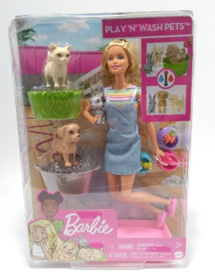 Barbie Play 'n Wash Pets Doll & Playset 3 Color-Change Animals & 10 Accessories