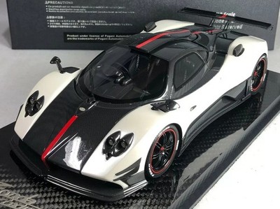 1/18 Peako Model Pagani Zonda Cinque White with Carbon Base