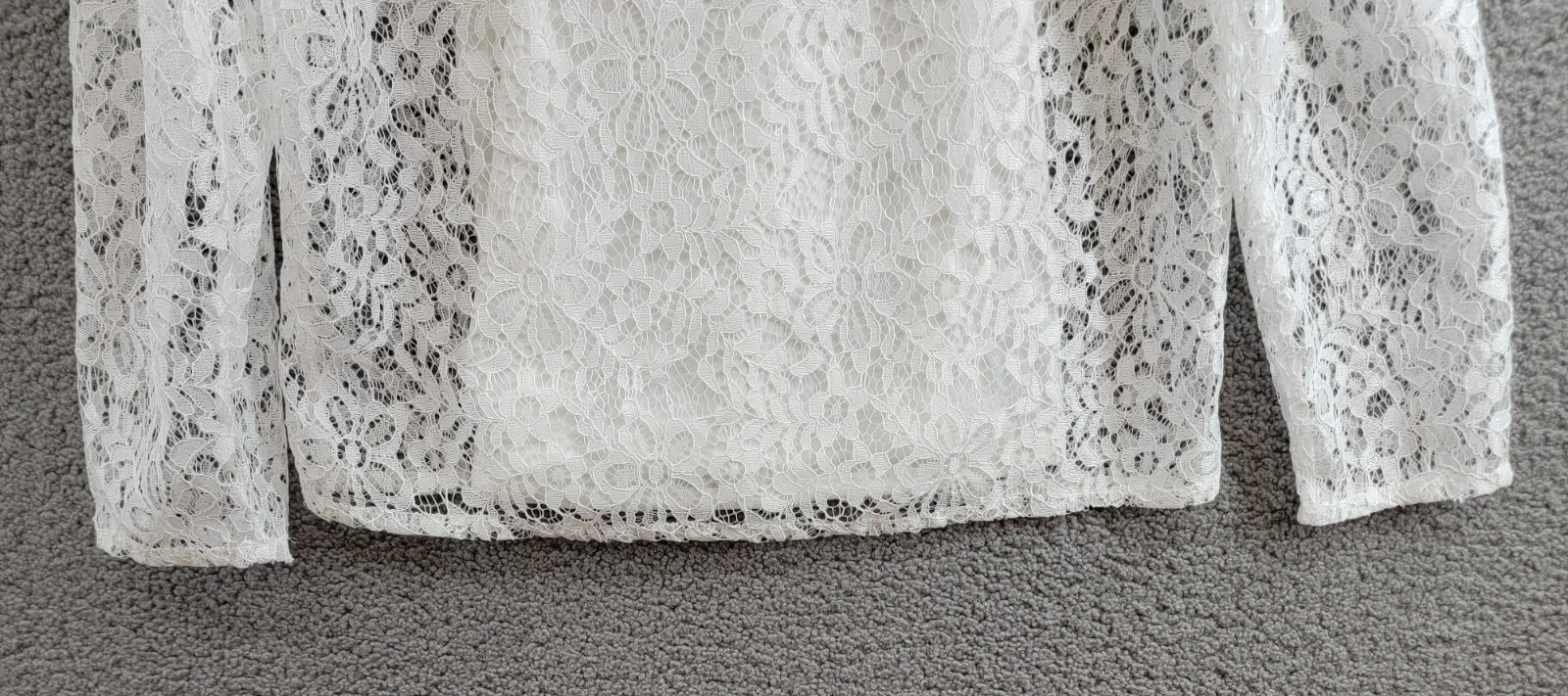 KOKO + MASON Long Sleeve Lace Top Women's S White Ruffled Button Back Closure - Picture 4 of 15