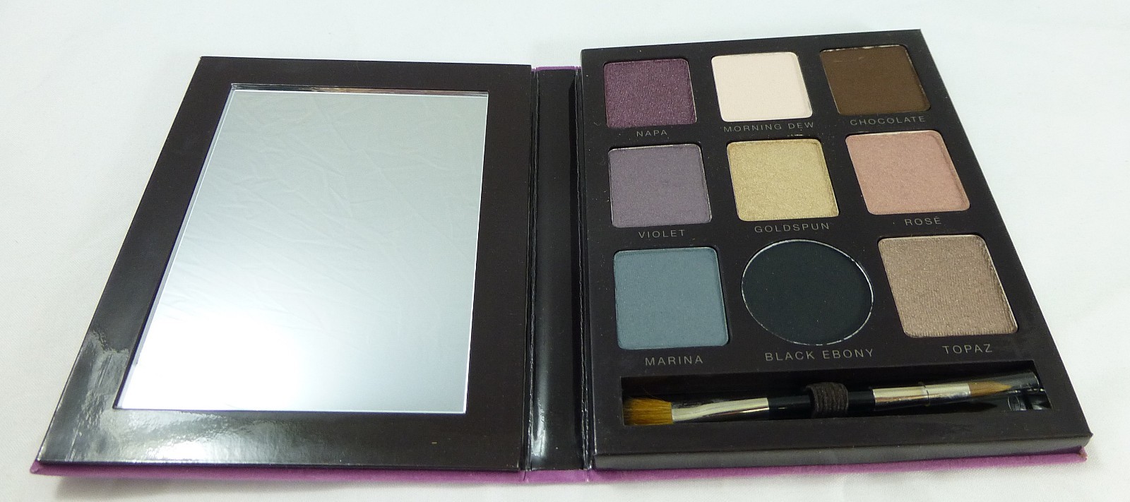 Laura Mercier Beauty Book Eyes 8 Eyeshadow & 1 Eyeliner Limited Edition NEW