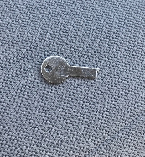 1271H Flat Steel Key Blanks