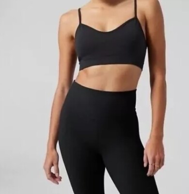 ATHLETA Renew Sports Bra A-C Size Medium Black NWT Athletic Running Gym Yoga