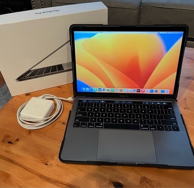 Apple 2018/2020 MacBook Pro Touch Bar 6-CORE i7 16GB RAM 512GB SSD