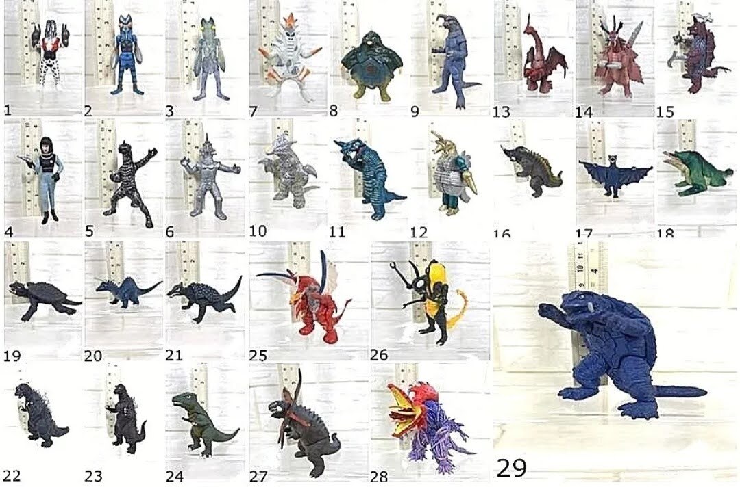 RARE VINTAGE ULTRAMAN KAIJU MONSTER ALIEN GASHAPON FIGURE NO