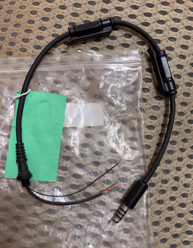 Black BOSE A20 Aviation Noise Canceling Headphones Helicopter U174