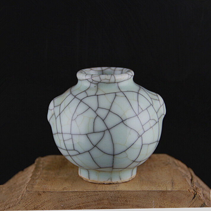 Chinese Jingdezhen Qing Crackle Porcelain Jar Animal Ears Shape Pot 5.12 inch