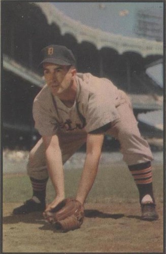 1953 Bowman Color - Johnny Pesky #134