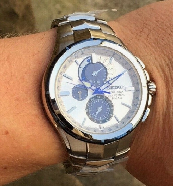 Pre-owned Seiko Men's Coutura Perpetual Solar Watch Ssc787 (warranty &fedex 2 Day)