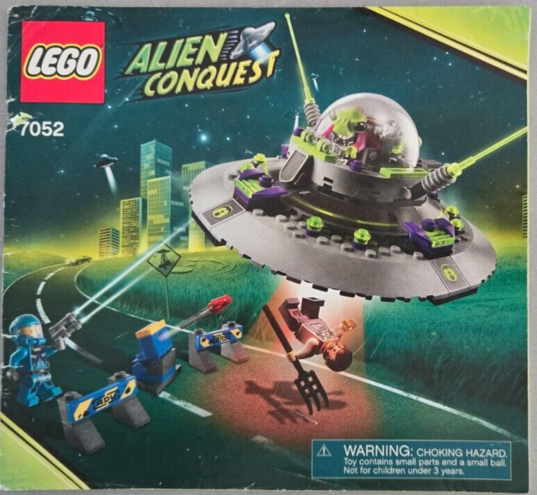lego alien conquest 7052