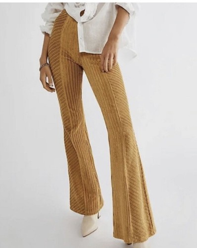 

Бархатные расклешенные брюки с высокой посадкой Free People Slim цвета Taffy, Золотой