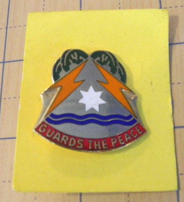 U.S. Army 53RD Signal BDE DI DUI Unit Crest Pin G23 IRA Green USA made