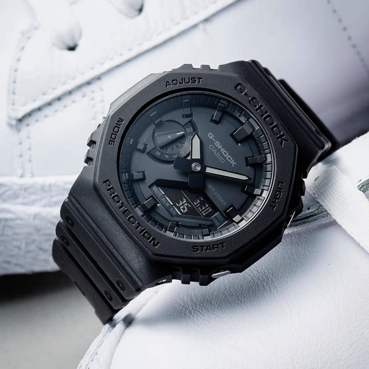 G-SHOCK GA-2100-1A1 カシオーク　ブラック Amazon.com: G-Shock GA-2100-1A1 Black One Size : Clothing