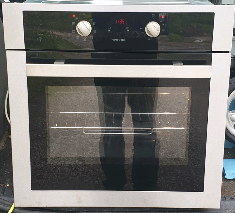 HYGENA ELECTRIC STAINLESS STEEL FAN OVEN AND GRILL DIGITAL CLOCK in