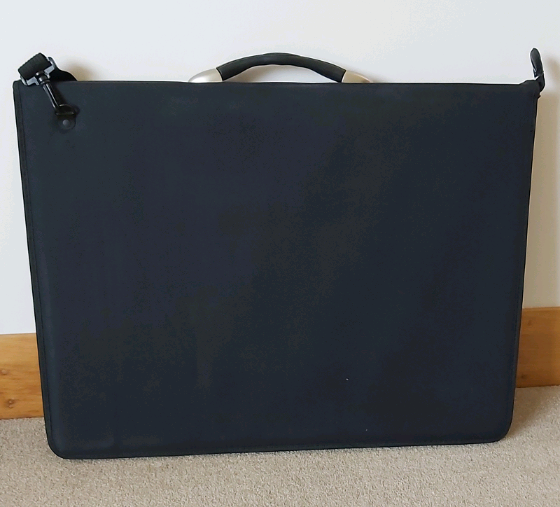 A2 Ring Binder Art Portfolio Carry Case (Inc 10x plastic sleeves) in