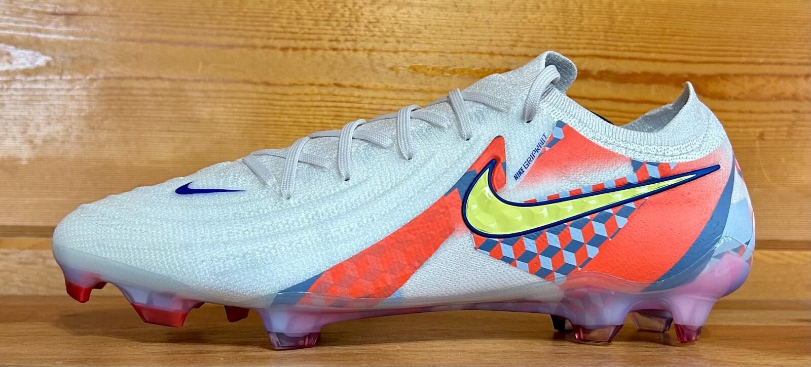 【限定】NIKE ファントム GX 2 エリート SE FG バルセロナ 27 Men's Nike Phantom GX II Elite SE FG Soccer Cleats Barcelona