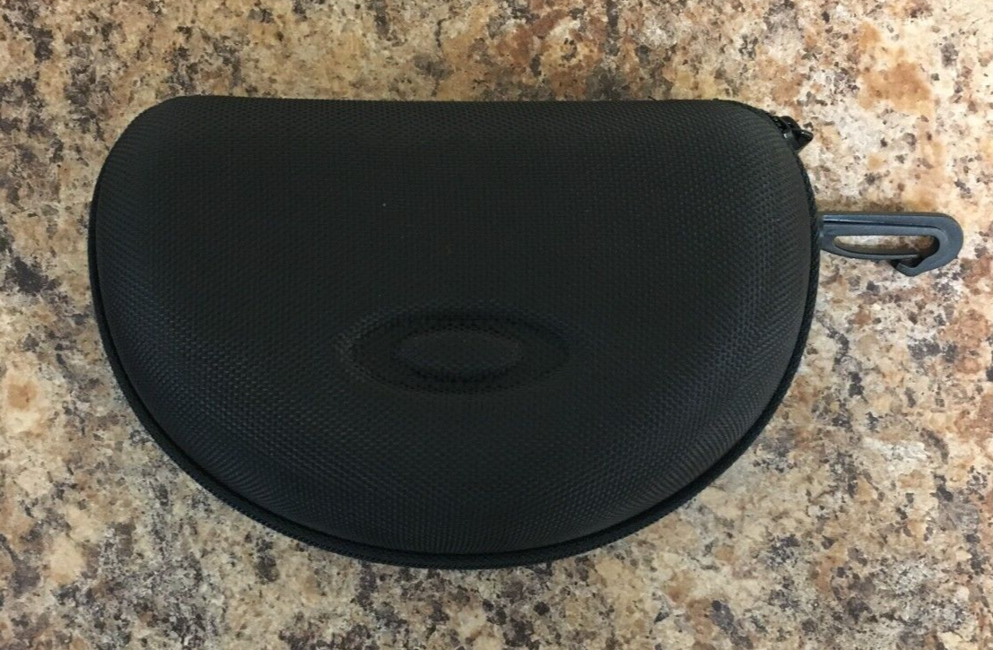 Pre-owned Oakley Oo9213-0732 Si M 2.0 Matte Black Frame With Clear, Tr22 & Tr45 Lenses In Multicolor