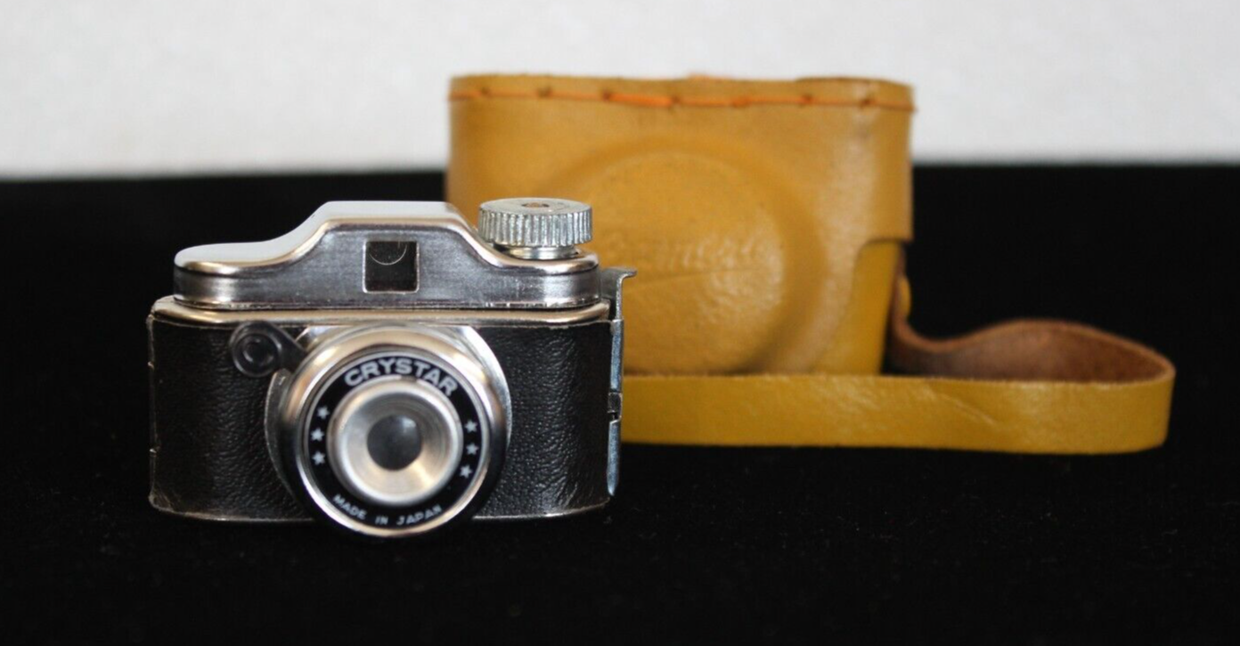 アンティーク雑貨 Cameraman Vintage Crystar Mini Spy Camera Made in Japan w/Yellow