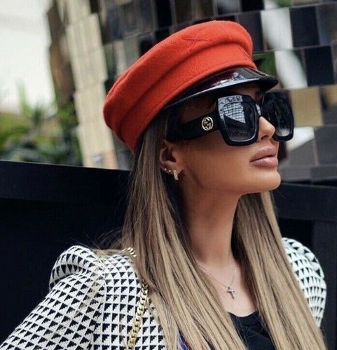 Pre-owned Gucci Gg0053sn 0053 001 Black Gold Grey Gradient Lens Women Sunglasses Authentic In Gray