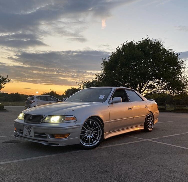 Toyota mark ii jzx100