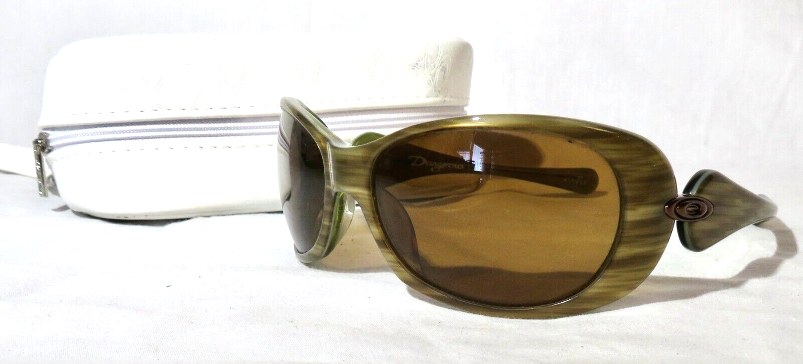 OAKLEY(オークリー) のサングラス Dangerousデンジャラス OAKLEYオークリーサングラス DANGEROUS(デンジャラス)