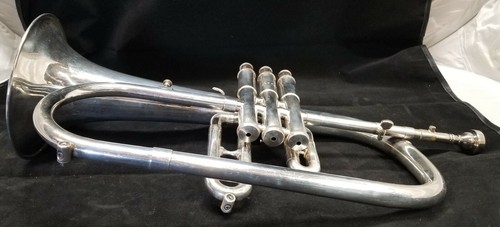 Getzen Eterna Flugelhorn silver Gard Bag